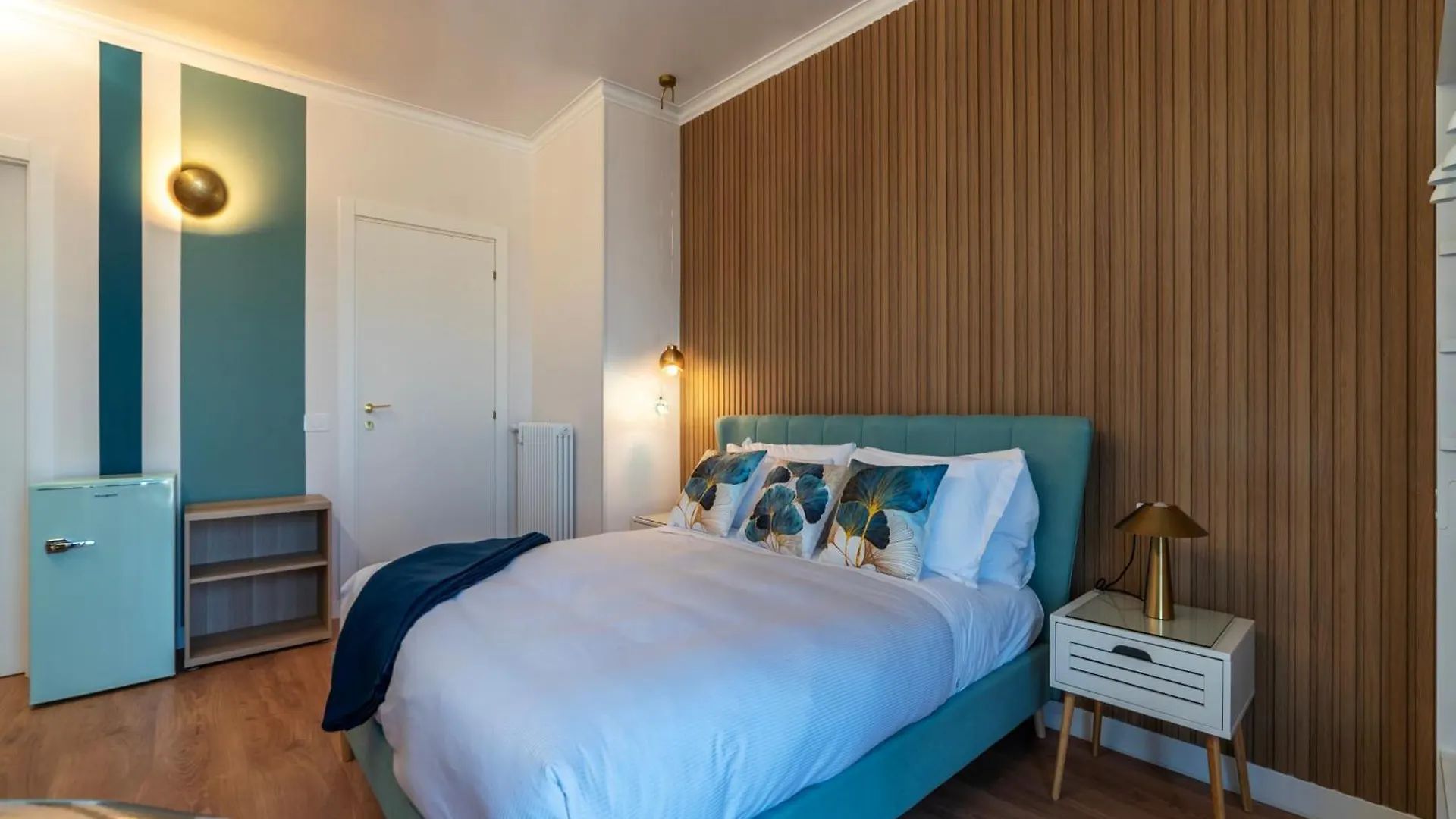 Ych-Ponte Lungo Apartment Rome