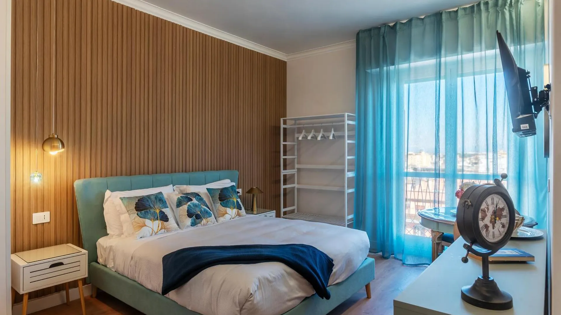 Ych-Ponte Lungo Apartment Rome
