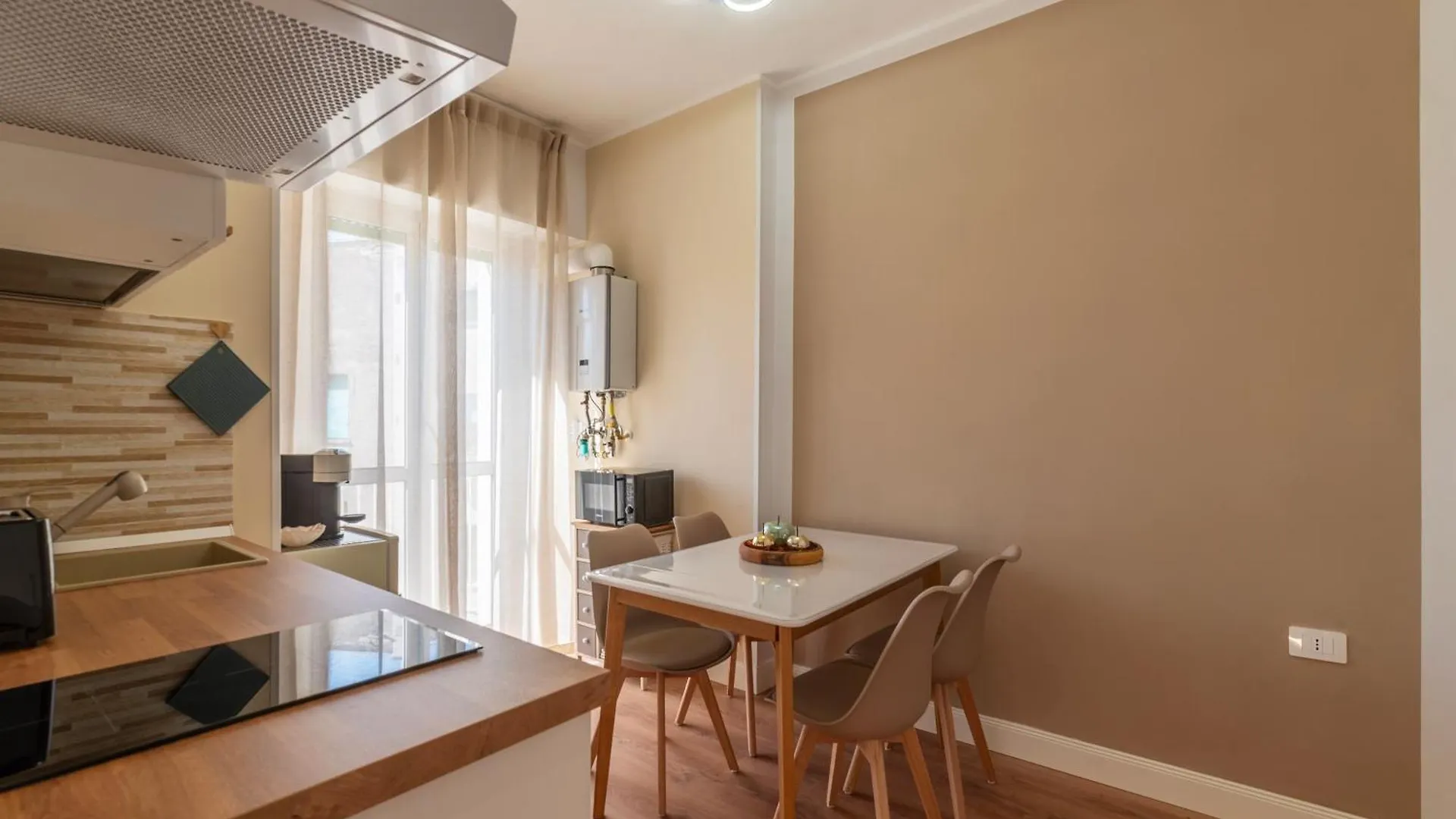Ych-Ponte Lungo Apartment Rome 0*,  Italy